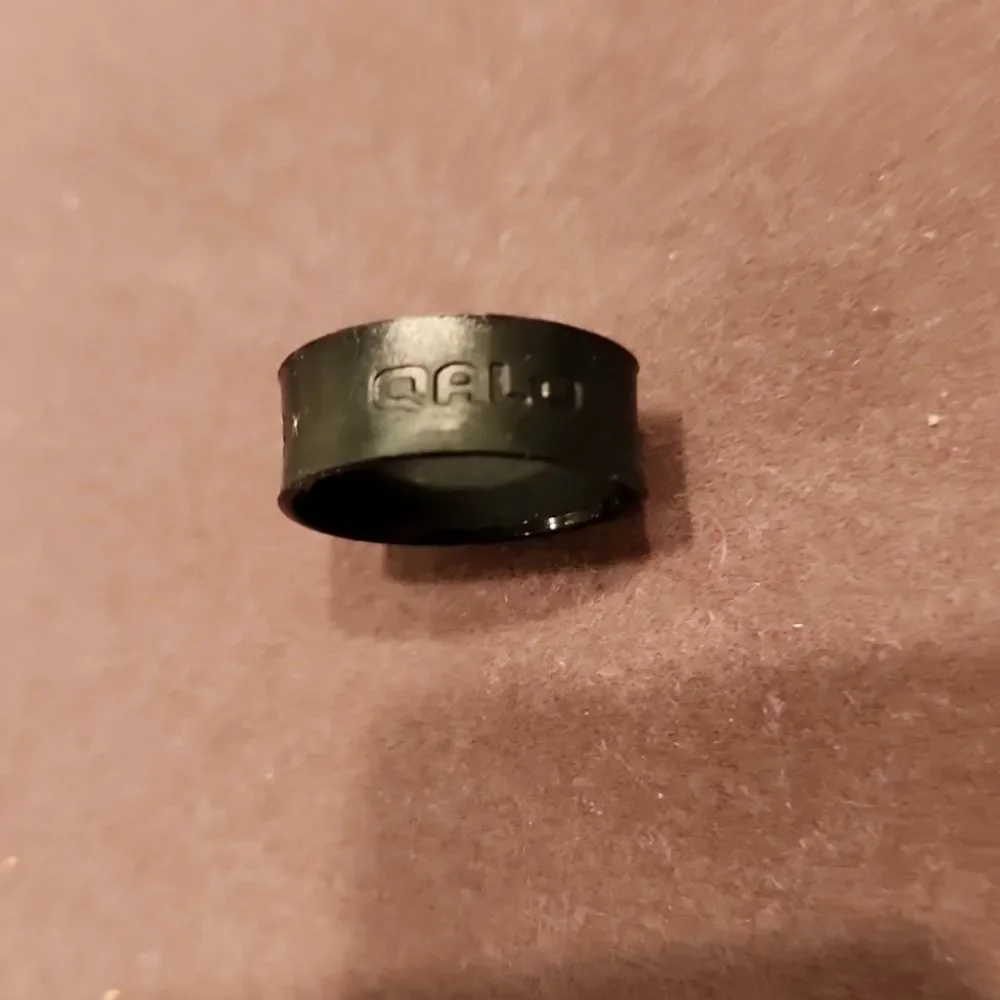 Qalo‎ Engravsble Black Silicone Band
